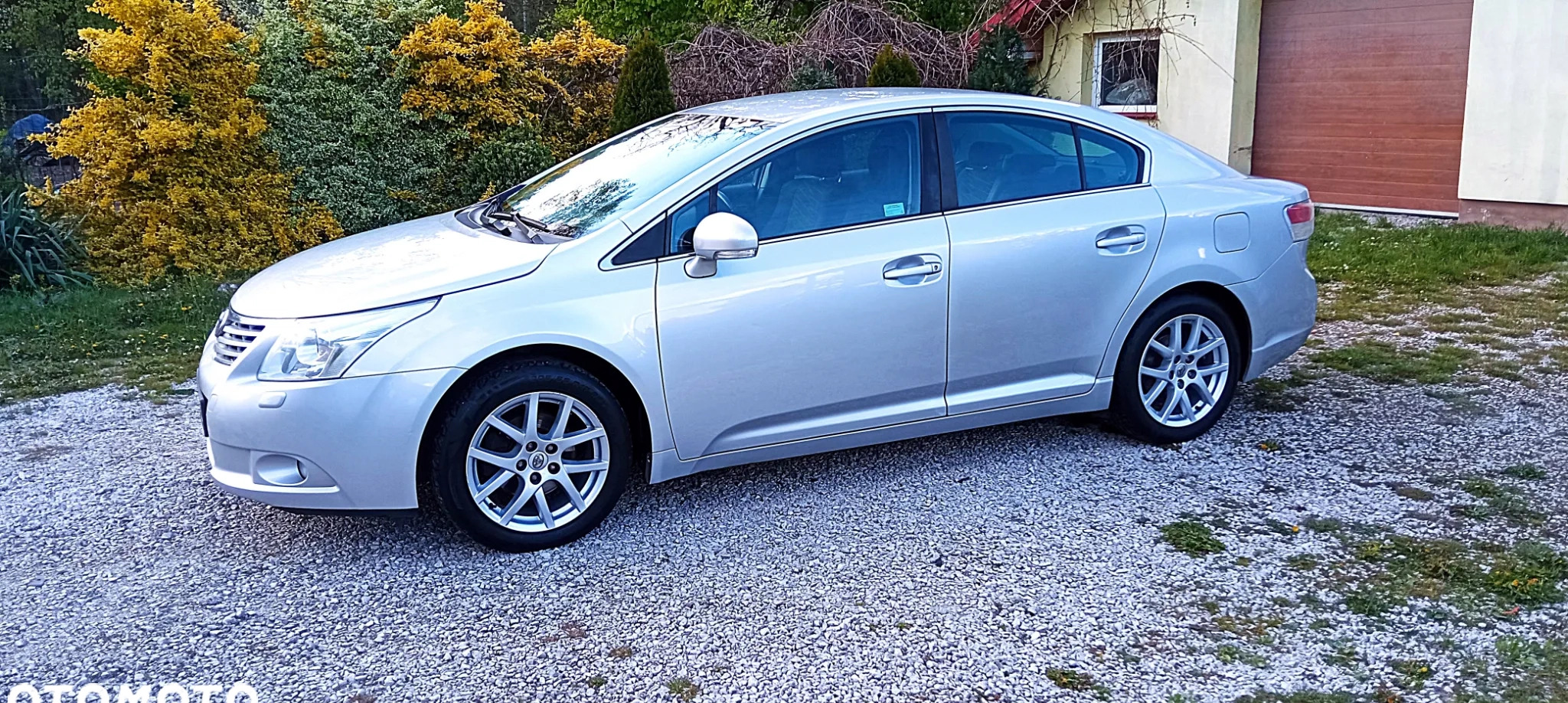 Toyota Avensis cena 29900 przebieg: 248000, rok produkcji 2008 z Toruń małe 326